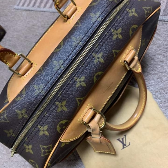 LV Mono Deauville Tote Bag - Picture 6 of 10